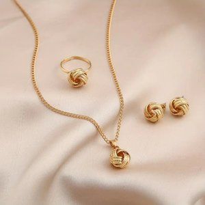 ⭐NWT Gold Knot Necklace, Earrings & Ring Set